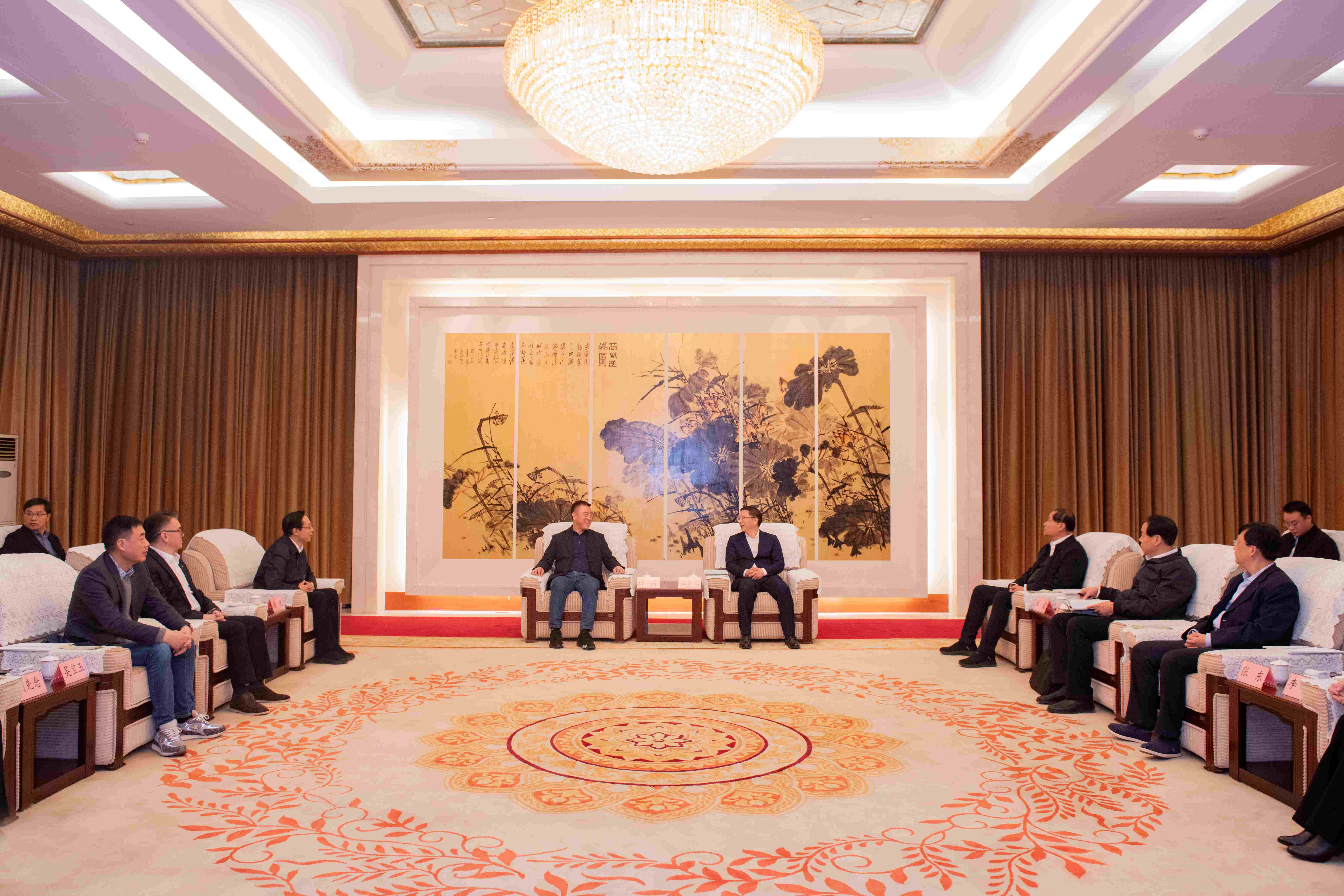 金年會科技董事長陳濤帶領(lǐng)深圳市和惠州市企業(yè)家前往濟寧市考察交流 